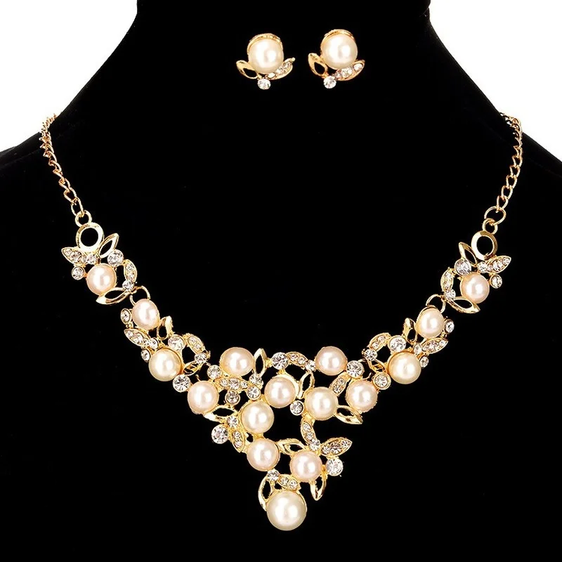 

Luxury Pearl Rhinestone Short Clavicle Necklace Stud Earrings Set Women's Fashion Moroccan Party Vintage Wedding Bridal Jewelry