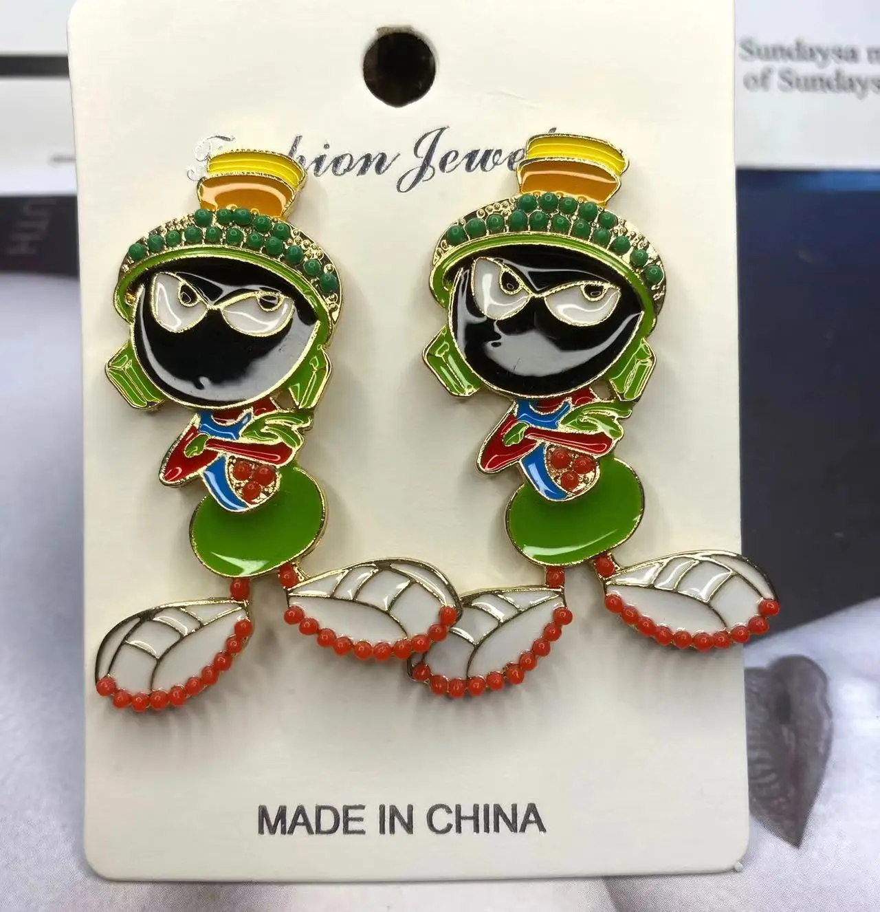 

Fashion Cute Cartoon Character Earrings Personality Temperament Beaded Female Earrings