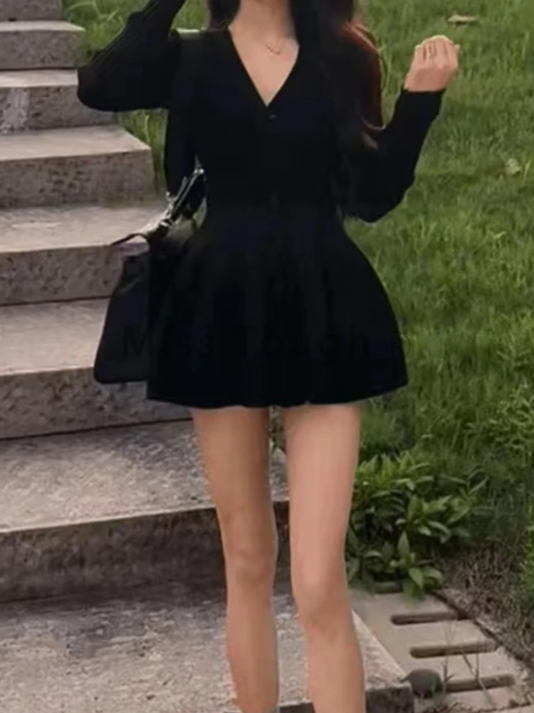 Зимнее трикотажное платье-свитер в стиле ретро женское дизайнерское элегантное