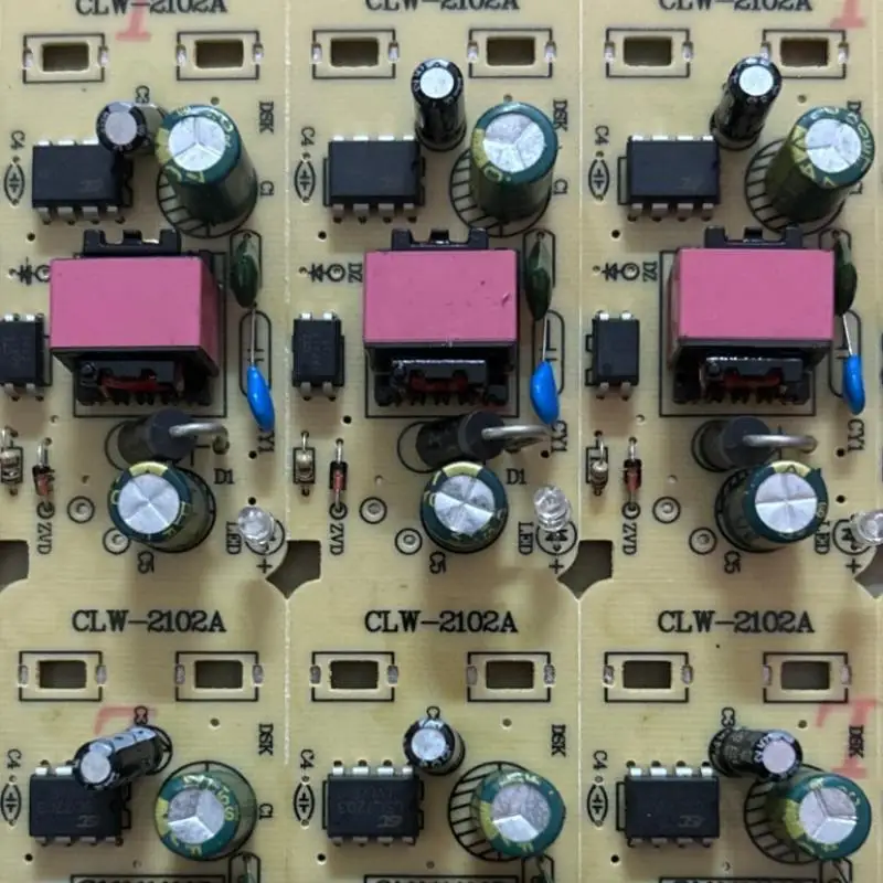 

Импульсный источник питания 5В 2А