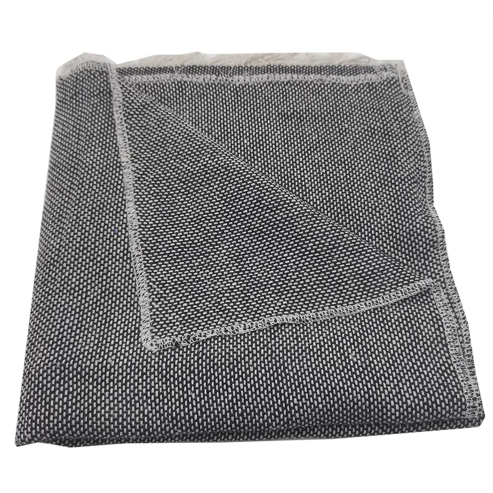 Финальная ткань для задника ковра из ткани для создания шерстяных петель черно-белого ручного изготовления шириной 1 метр.