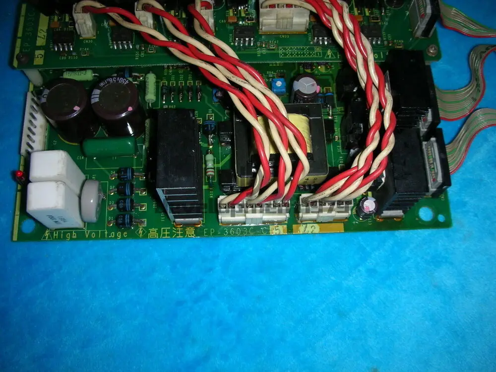 

Фотообои Fuji, б/у, 1 шт.