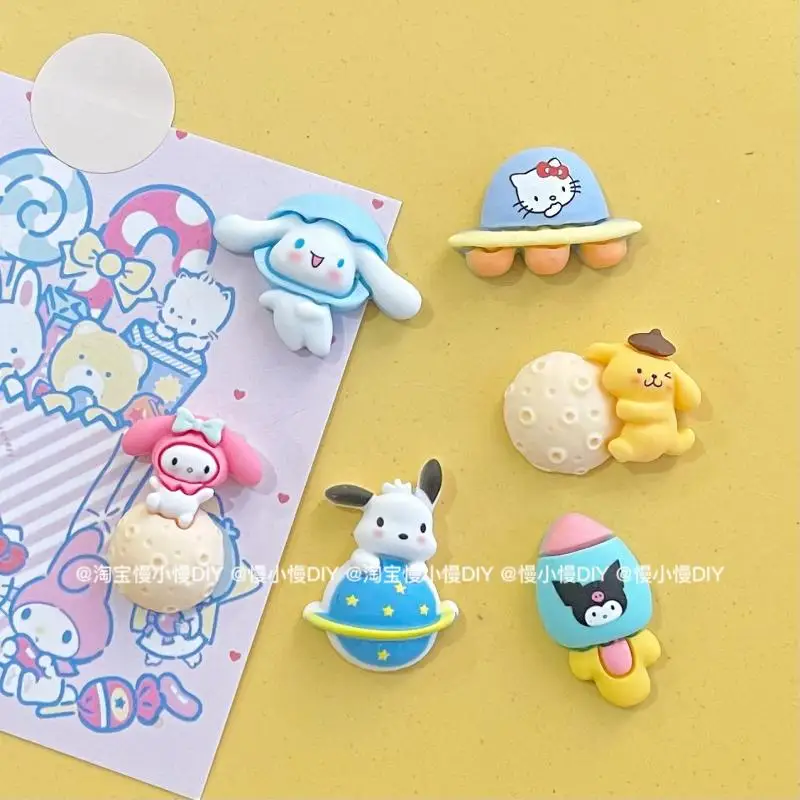 

10pcs Diy Cartoon Sanrioed astronaut Pachacco Cinnamoroll Melody Kitty cream gel mobile phone case hair clip resin accessories