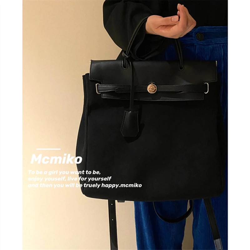 

Women's bag Large capacity Female backpack Luxury Design High quality Travel Backpack Fashion Girl's School Bag