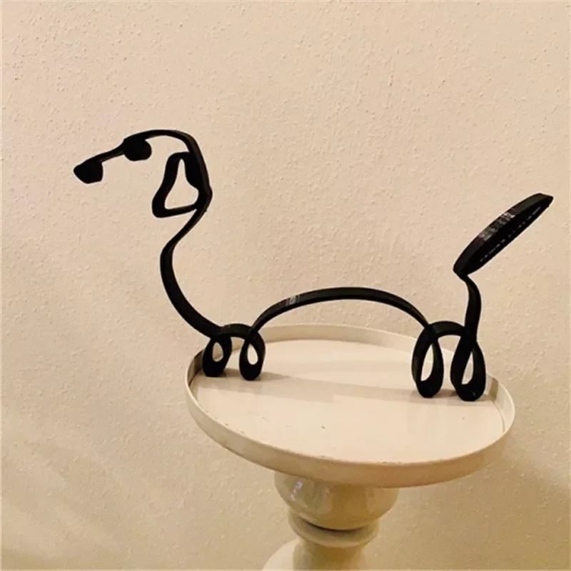 

Minimalist Art Iron Sculpture Retro Metal Black Lines Handmade Figurines Abstract Dog Ornaments Desk Art Decorations