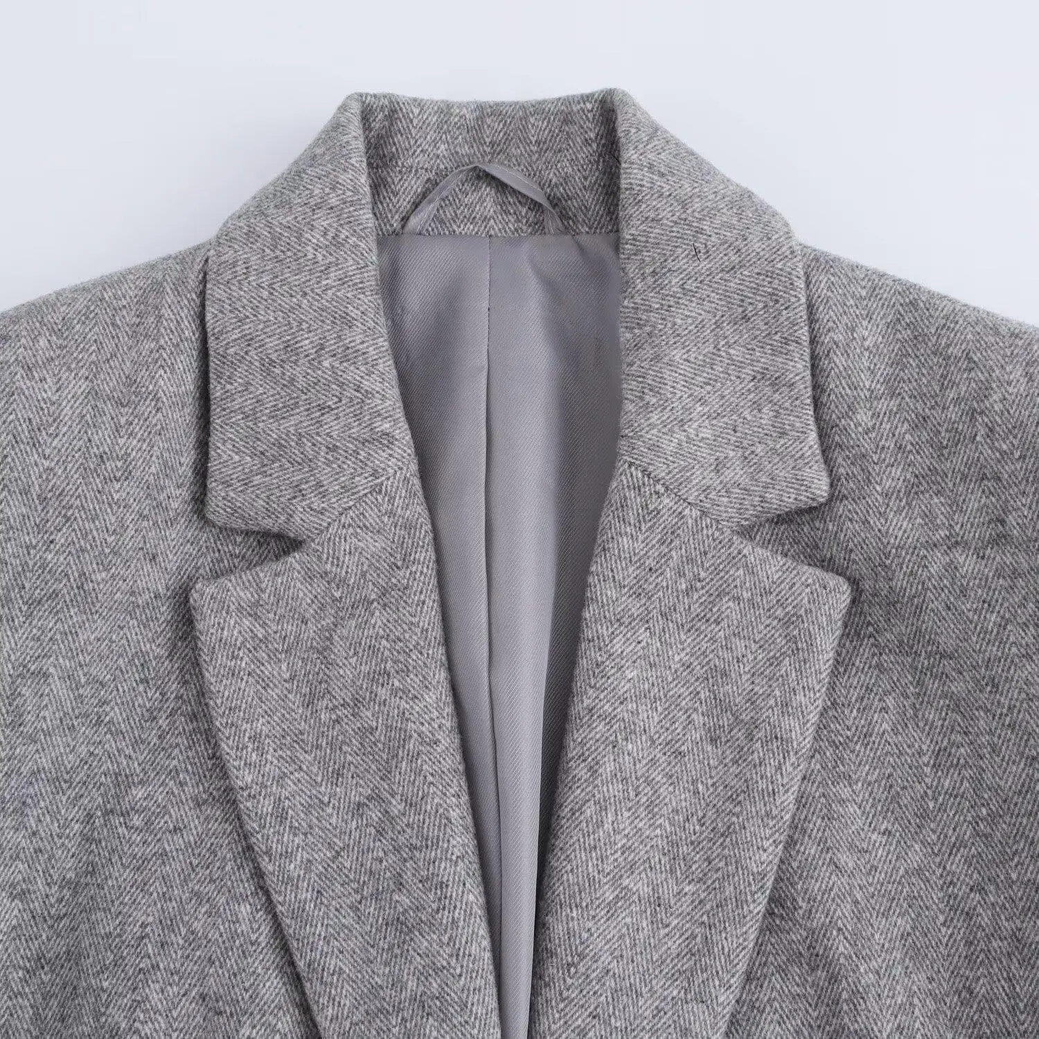 Женское пальто 2025 новое модное свободное диагональное с узором елочка женское на