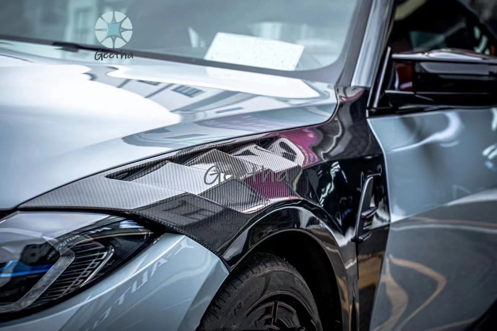 Углеродные крылья MRD для BMW G80 G82 M3 M4 передние из настоящего углеродного волокна с