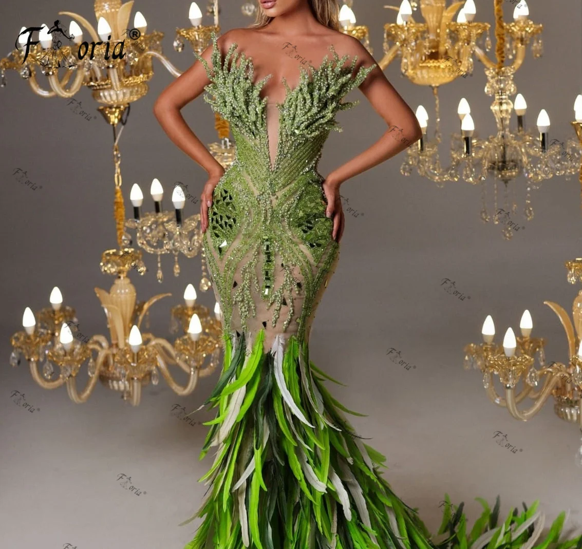 

Elegant Full Feathers Beaded Mermaid Evening Dress Robe De Soiree Green Strapless 3D Appliques Lace See Through Prom Dress 2023