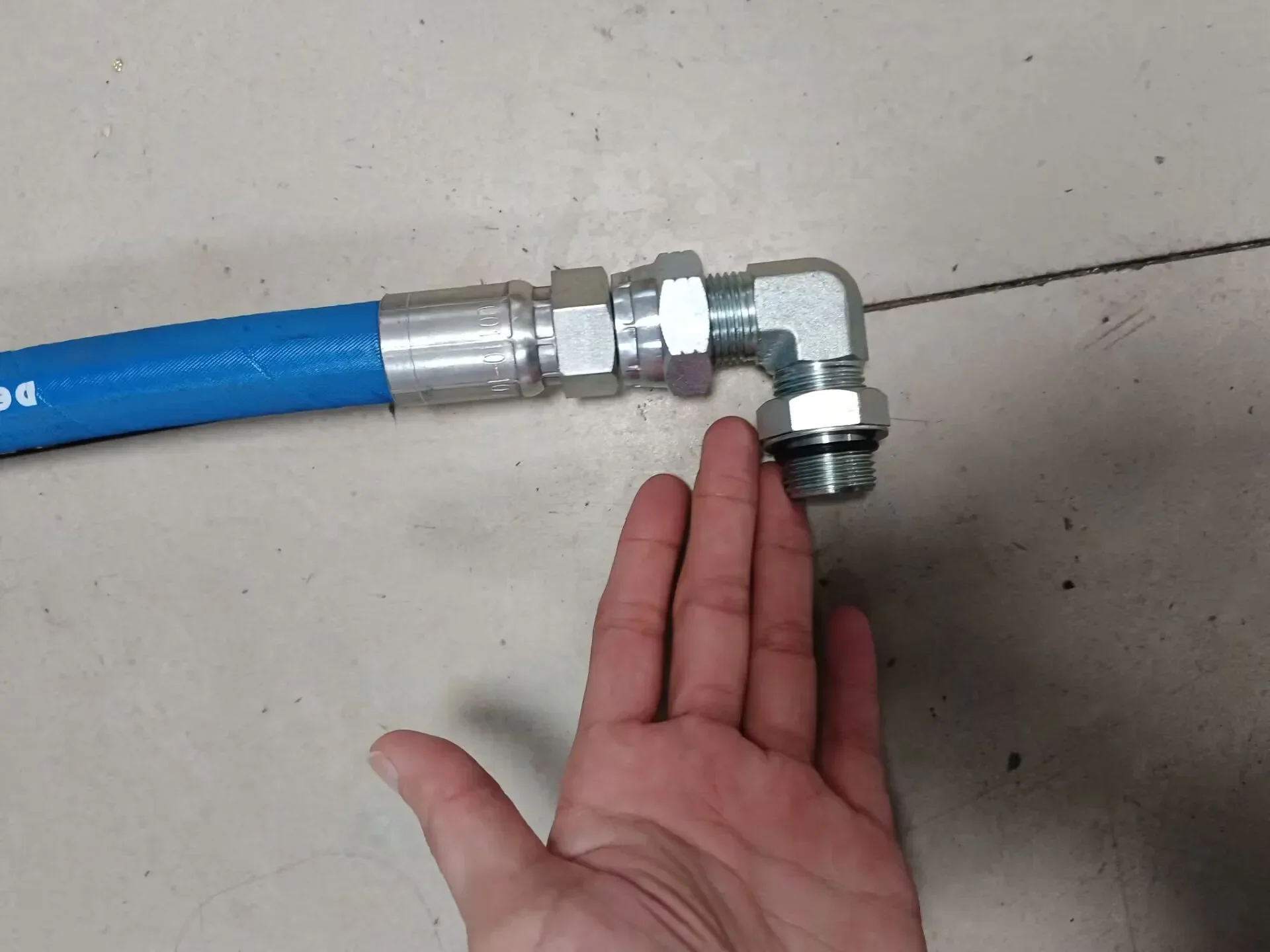 C7 дизельный двигатель топливный насос Масляный шланг 205-1280 2051280 для гусеничного