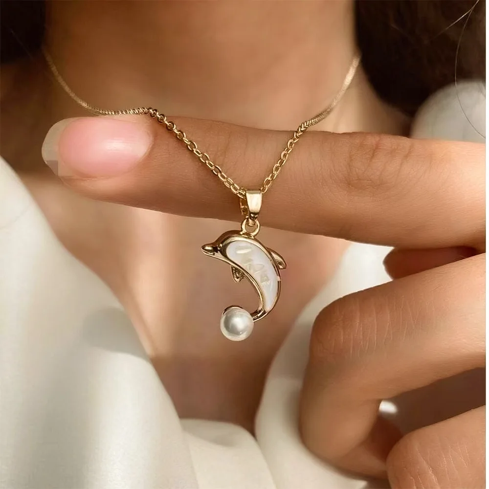 

Fashion White Pearl Dolphin Necklace for Women Exquisite Personality Animal Pendant Collarbone Chain Valentine Day Gift Jewelry
