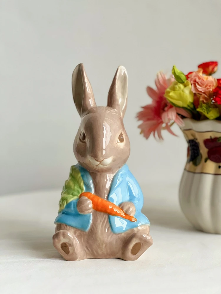 

Rabbit Love Carrot Ceramic ornament Bunny piggy bank Handmade Colored Desktop Decoration