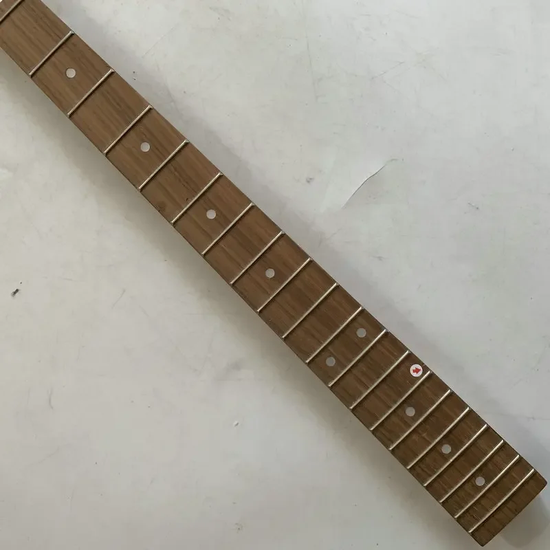 EN857 Незавершенный 4-струнный гриф электрогитары из клена с палисандрами 20 ладов