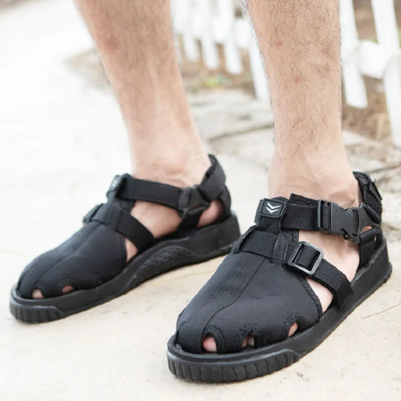 

Модная пляжная искусственная Мужская Красивая спортивная резиновая летняя Нескользящая новая одежда