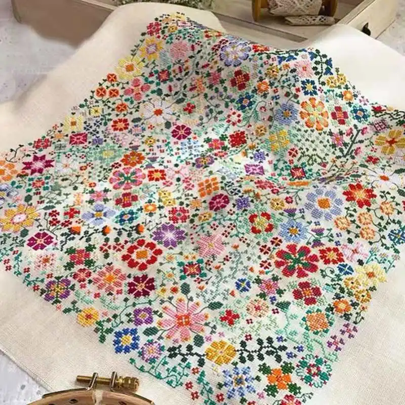 

14/16/18/27/28 высококачественный красивый набор для вышивки крестиком красивые узоры и мягкие цветы 51-50