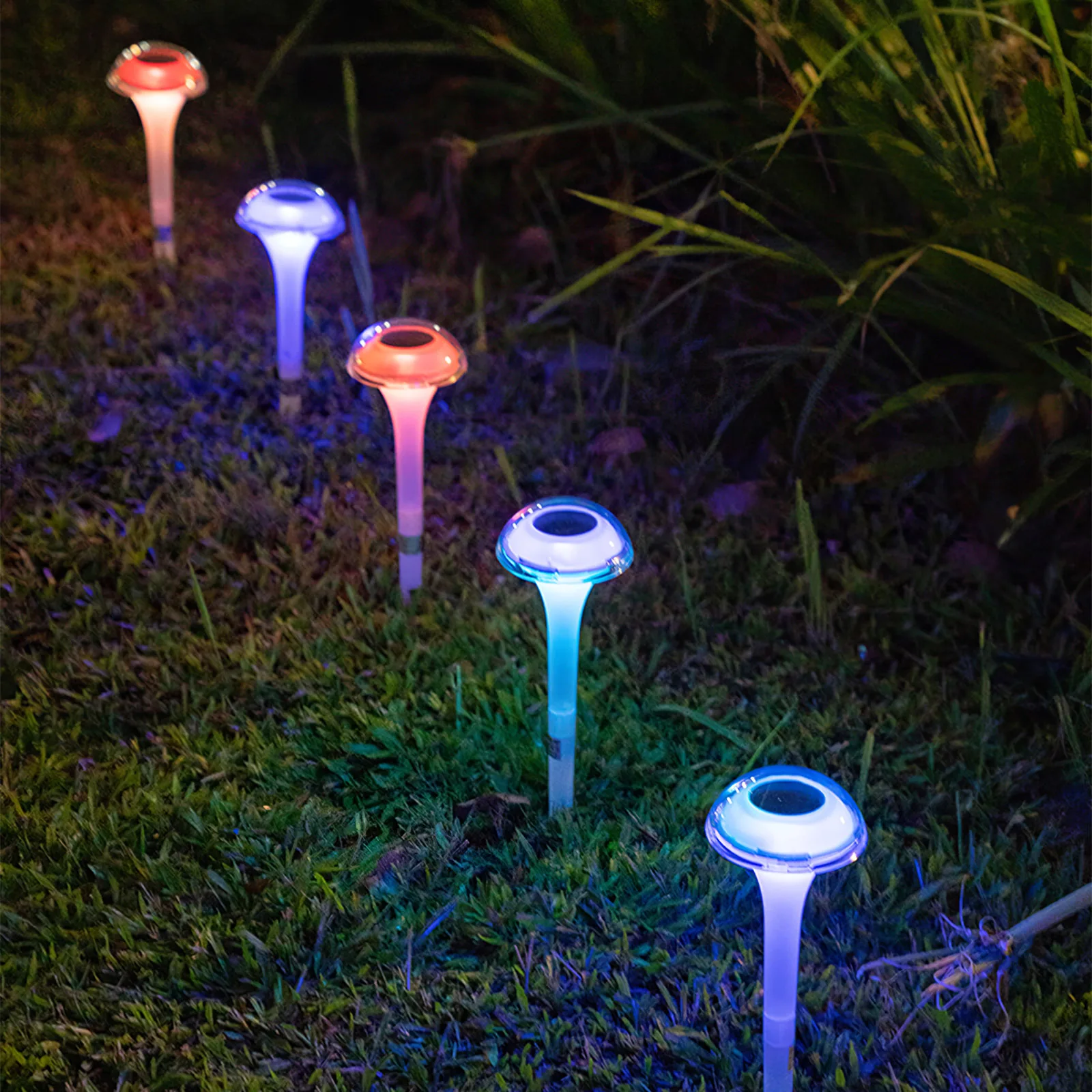 

2Pcs Solar Mushroom Lawn Lamp Outdoor Solar Garden Light LED Ground Plug Lawn Light Garden Colorful Control Induction Light