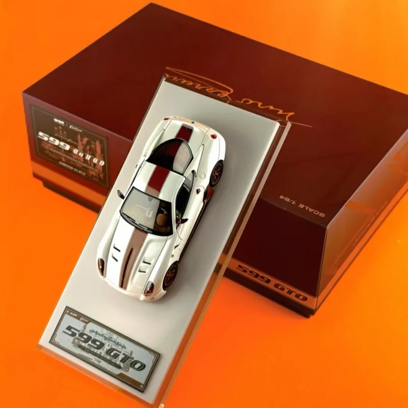 Фото В наличии WAM 1:64 599 gto Rosso Fuoco, миниатюрная модель автомобиля из смолы, декоративный предмет для взрослых, игрушка для мальчиков, подарок на день рождения для детей. №5