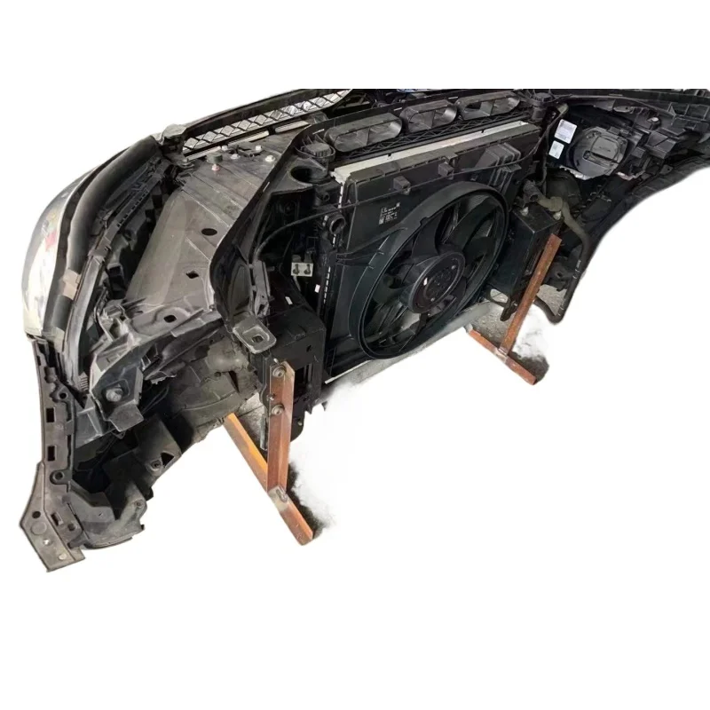 Высококачественный противоударный комплект переднего бампера для Mercedes Benz GLS166