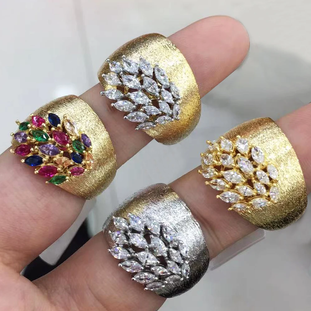 

Soramoore New Luxury Feather Gold Bold Rings with Zirconia Stones 2022 Women Engagement Party Jewelry High Quality wholesale