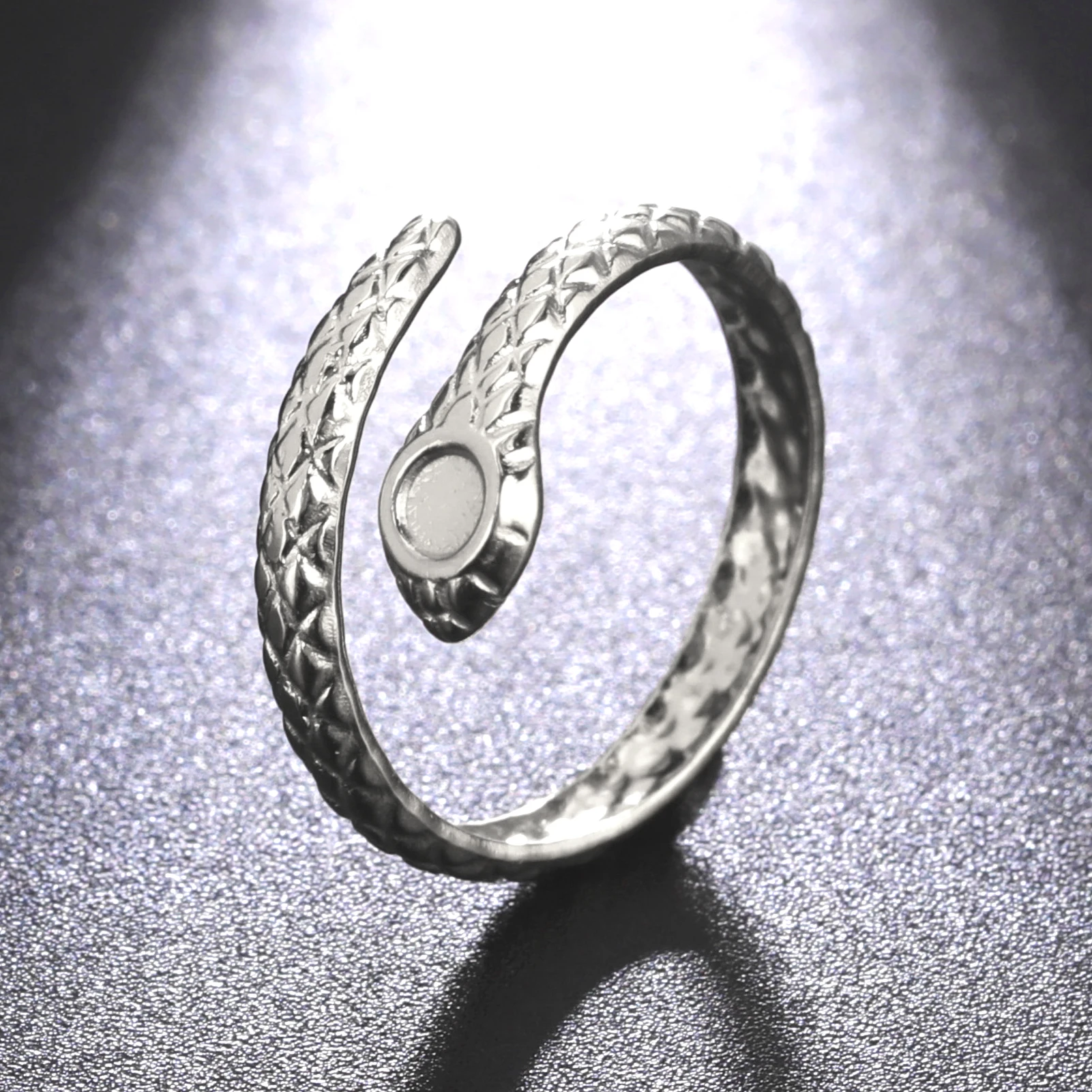 

VASSAGO Men's Adjustable Snake Animal Ring Vintage Hip Hop 2023 New Stainless Steel Jewelry Accessories