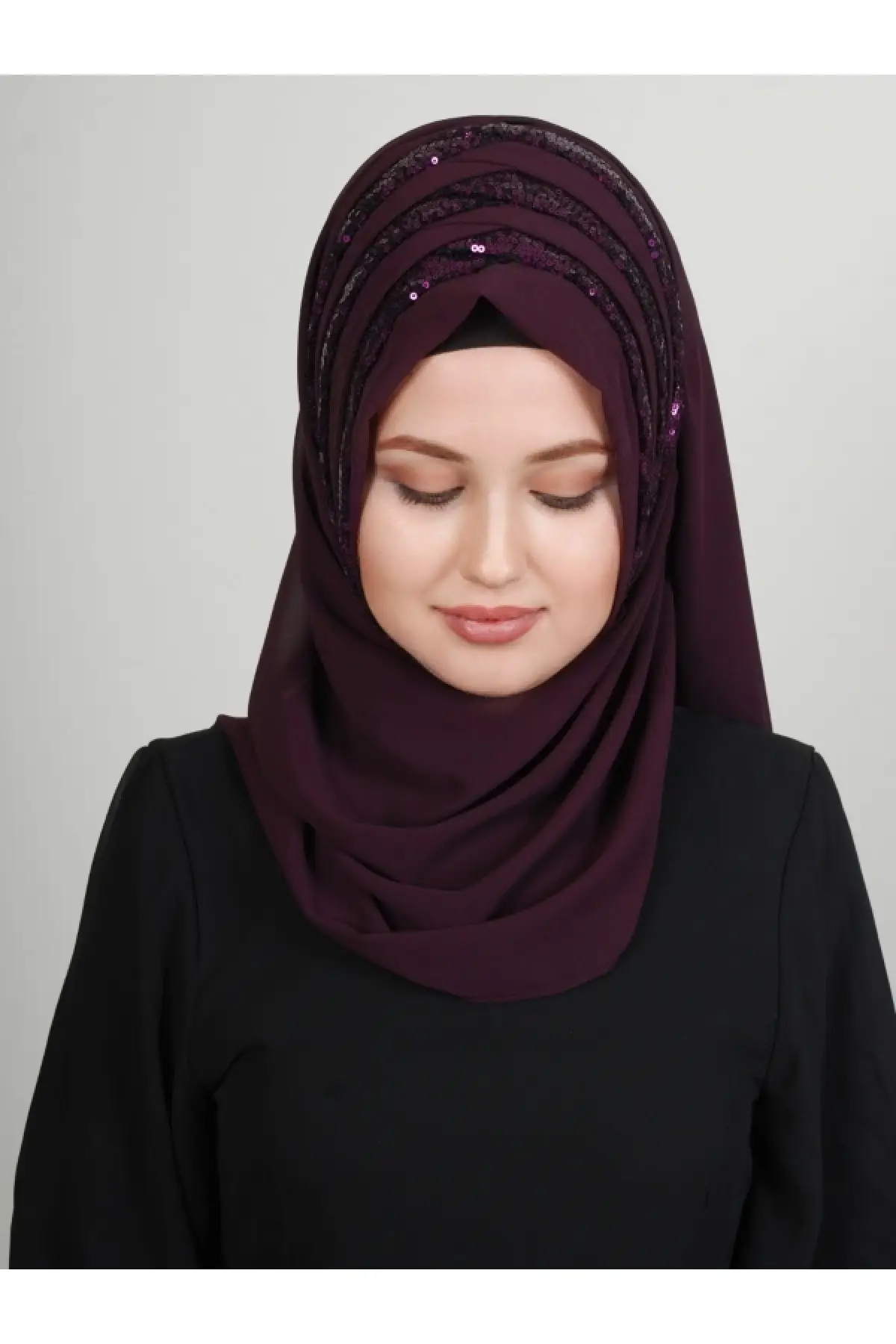 Блестящий современный готовый хиджаб сливового красного цвета Красота Макияж