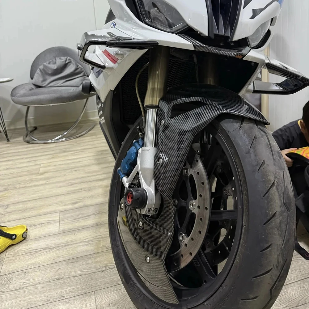 Фото Для BMW S1000R M1000R S1000RR M1000RR S1000XR 2019-2025: Защитная накладка на суппорт и тормозной диск из карбона №4