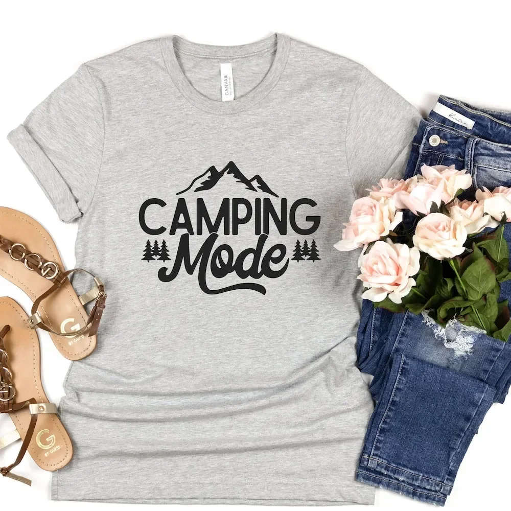 Футболка для лагеря влюбленных семьи отпуска кемпинга активного отдыха