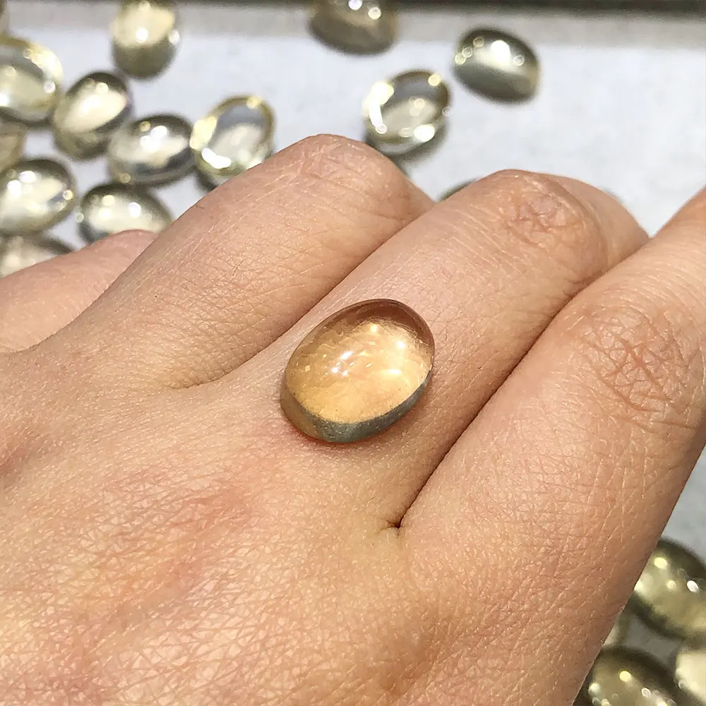 

Натуральные камни цитрин овальный кабошон 1 шт.