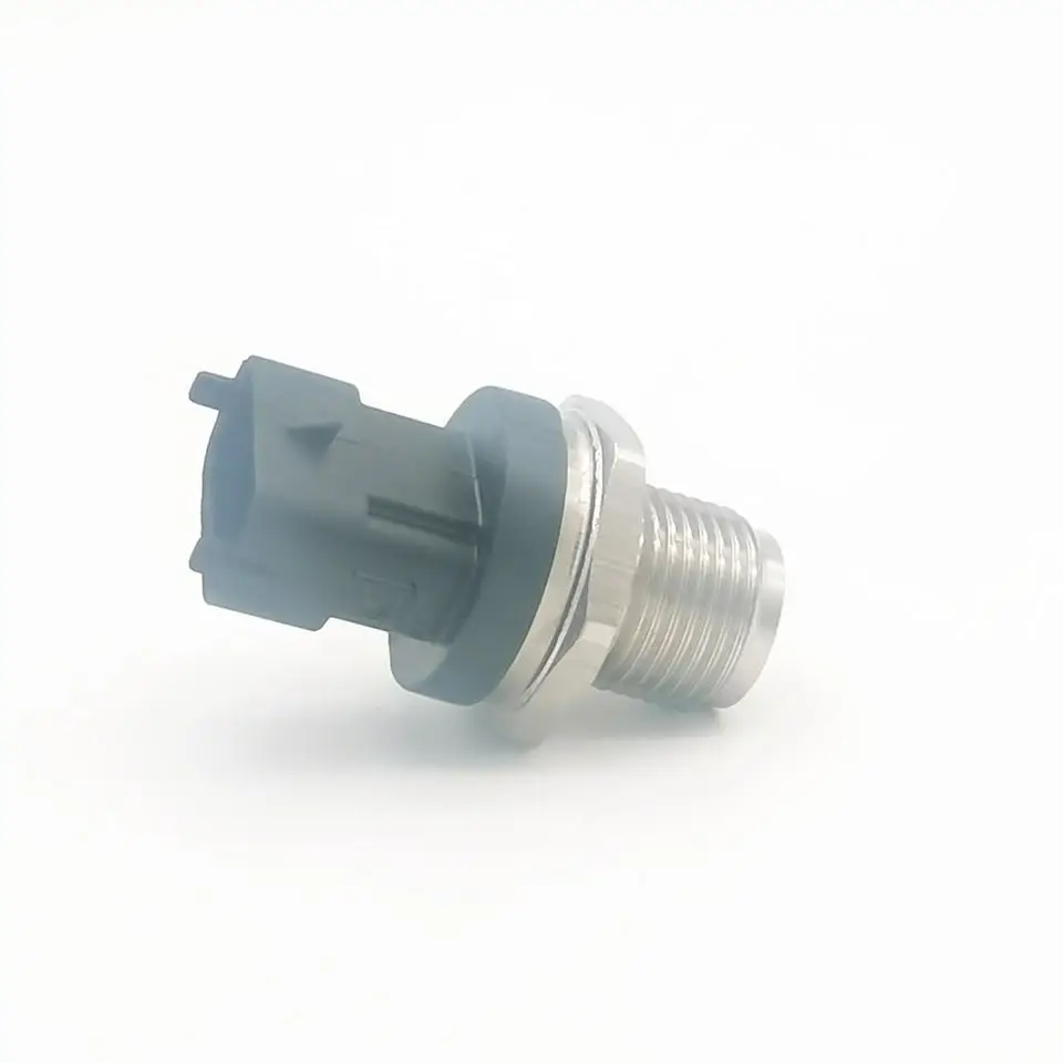 

Suitable for sensing the rail pressure sensor of Weichai common rail 0281006364/6165/937/365