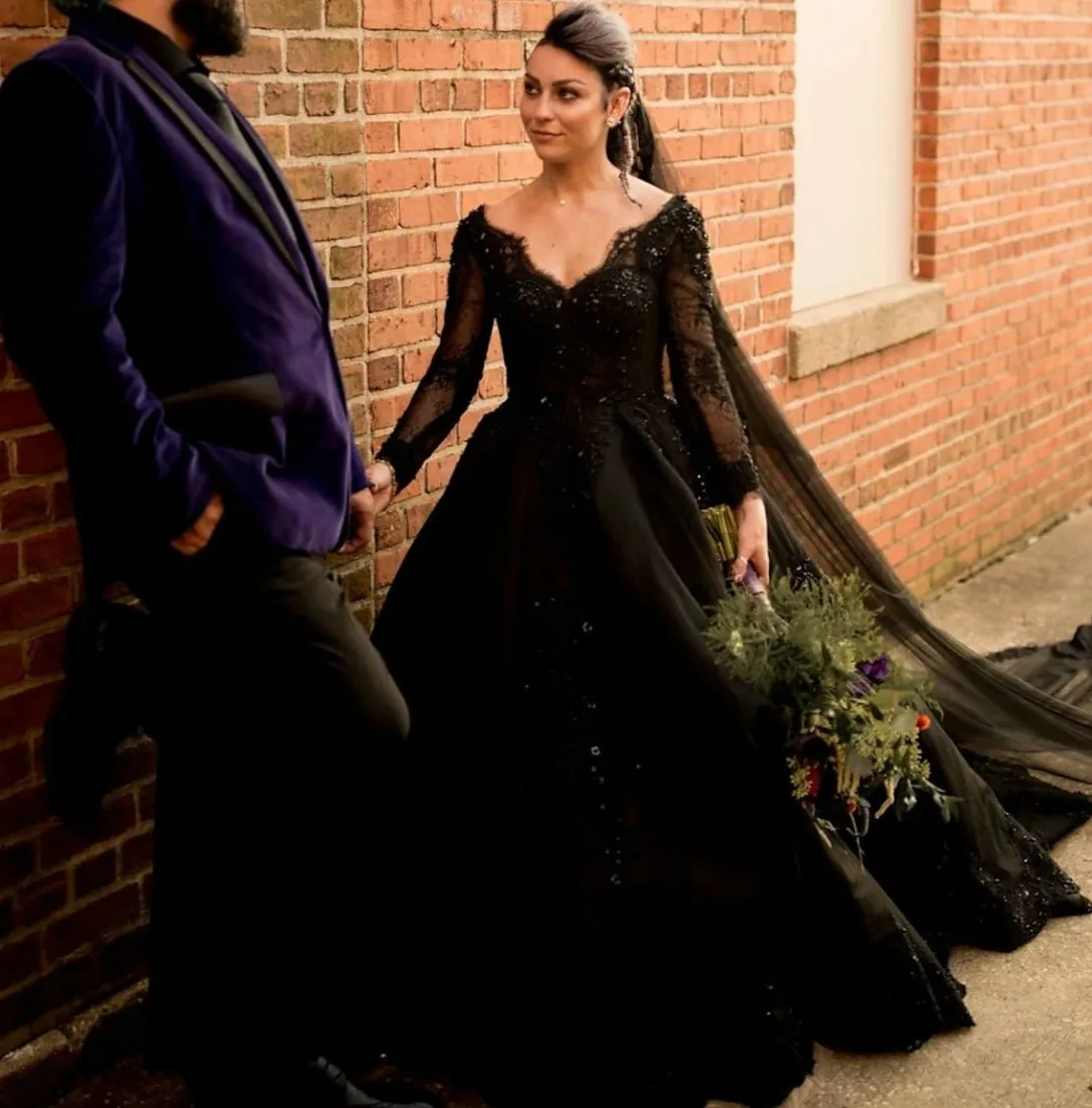 

Princess Black Wedding Dresses 2022 V Neck Backless Train Lace Tulle Long Sleeve Formal Bridal Gown Vestidos Noiva Mariee