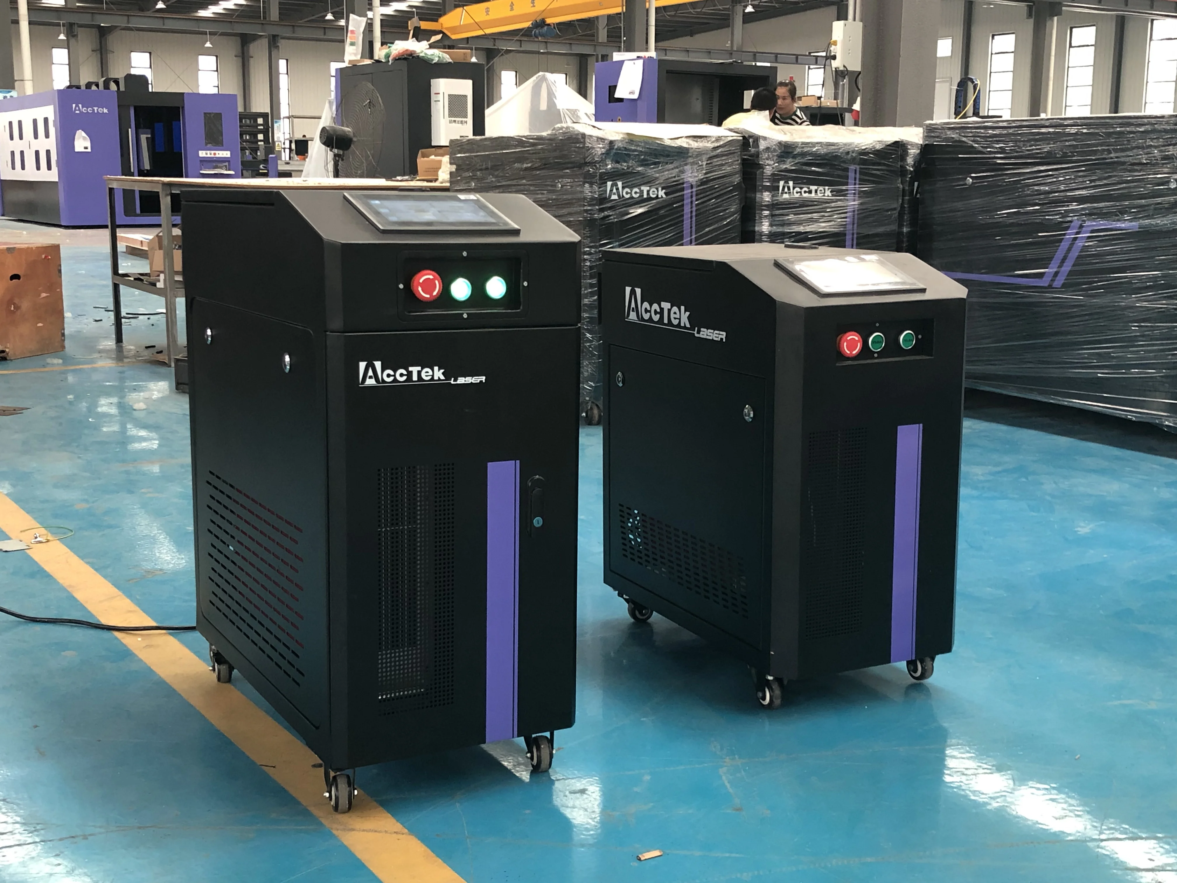 Аппарат для очистки импульсного волоконного лазера с воздушным охлаждением, 100 Вт, 200 Вт, 300 Вт, двухосный контроллер