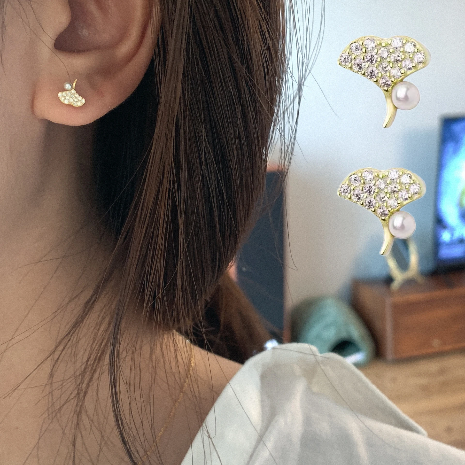 

2021 Trendy Pearl Rhinestone Ginkgo Leaf Girl Earrings Simple Fashion Temperament Woman Earrings Alloy Earrings Ornaments