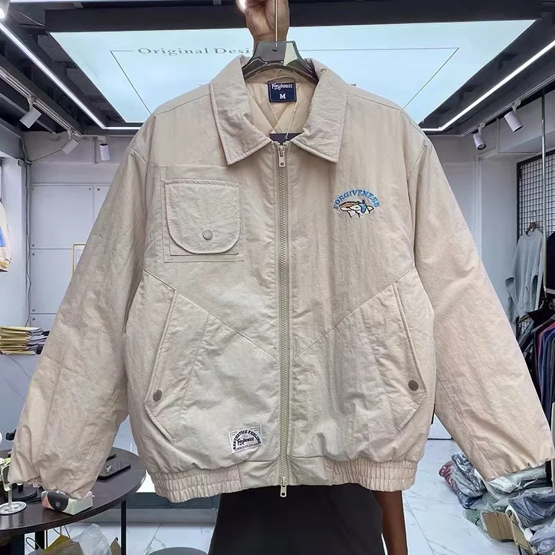 

Cargo pockets stitched with shark embroidered padded jacket cotton jacket
