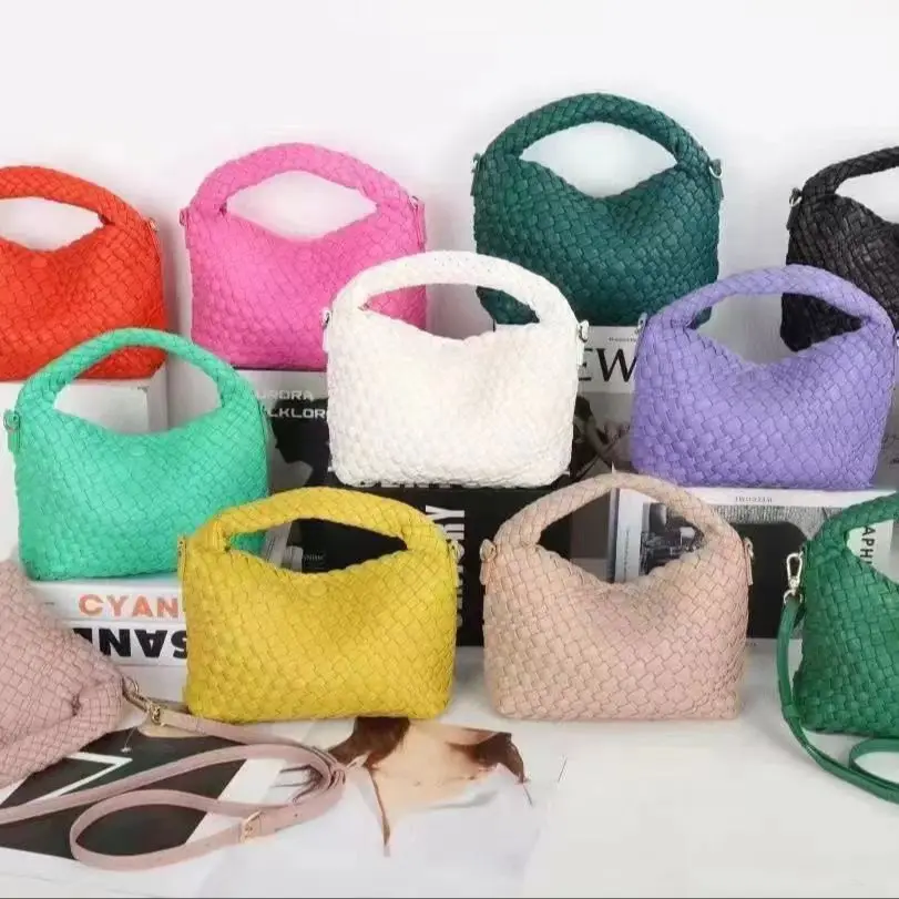 

2022 Hot Fashion Chain Handmade Woven Bag Woven Leather Printed Shoulder Bag Lady Crossbody Hobo PU Chain Handbag