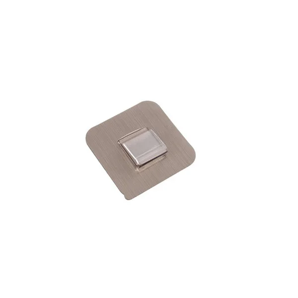 

Пластиковый настенный крючок