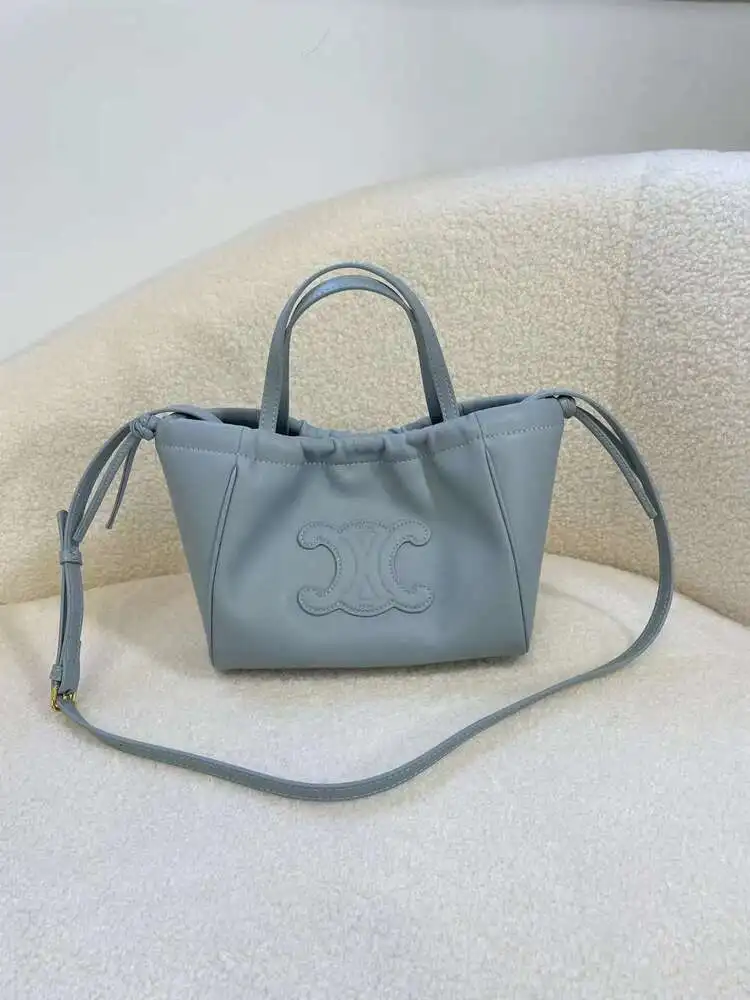 точная копия 1:1 22*15*17 См.В Стиле Женская Рюкзак Модная Кожаная Сумка Прочный И