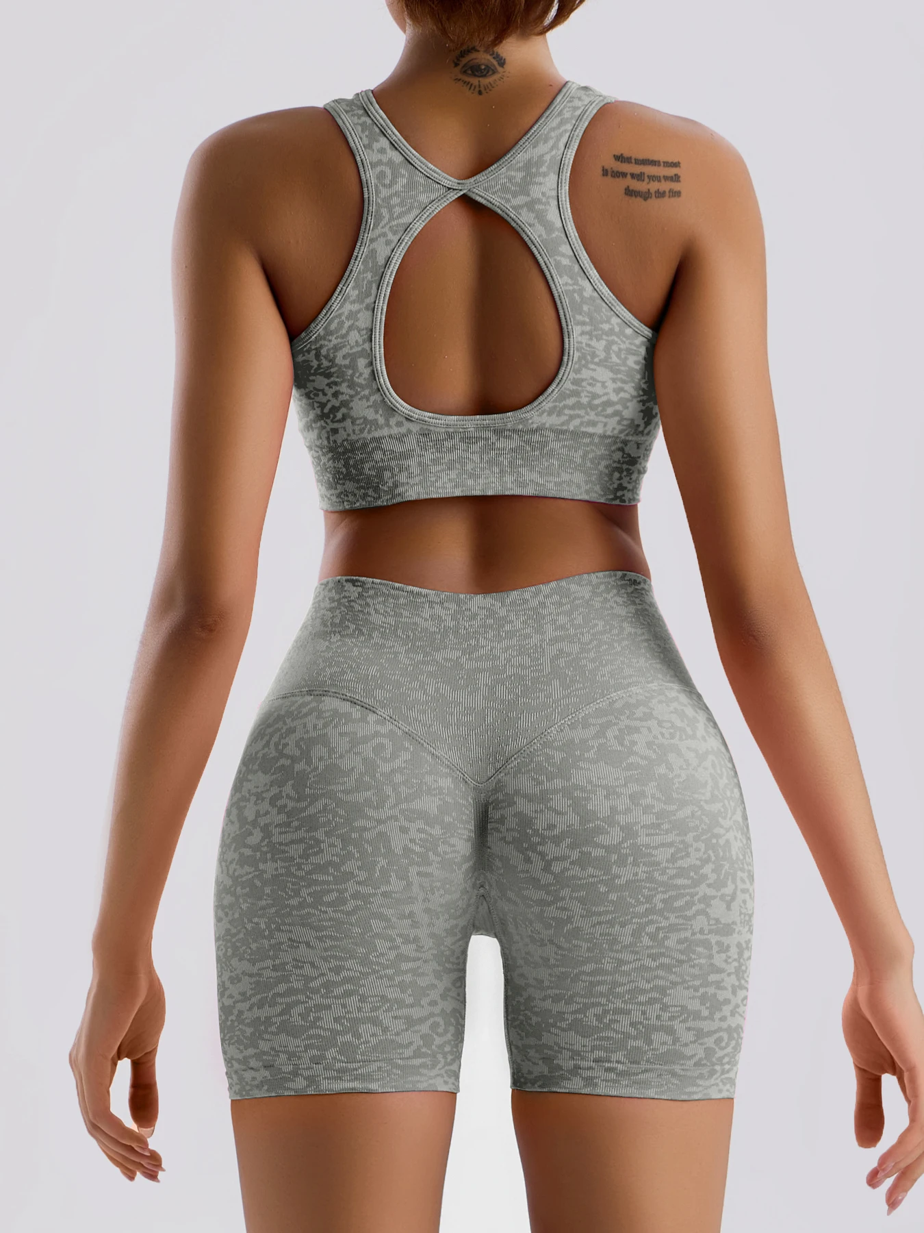 Женский бесшовный спортивный комплект для фитнеса и йоги сжатые леггинсы