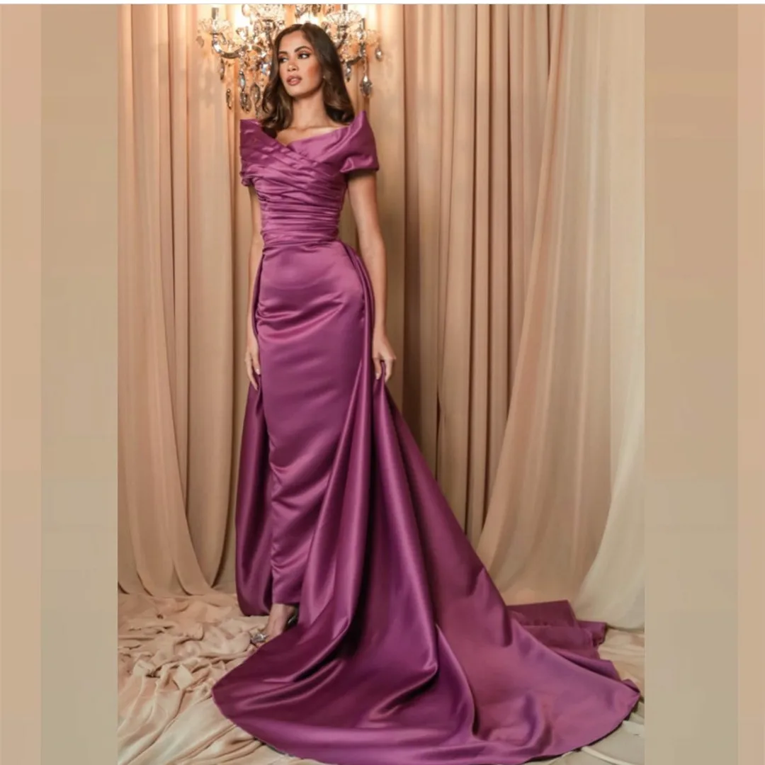 

Vintage Long Off Shoulder Satin Evening Dresses Sheath Pleats Sweep Train Prom Gowns Robes de soirée Party Dress for Women