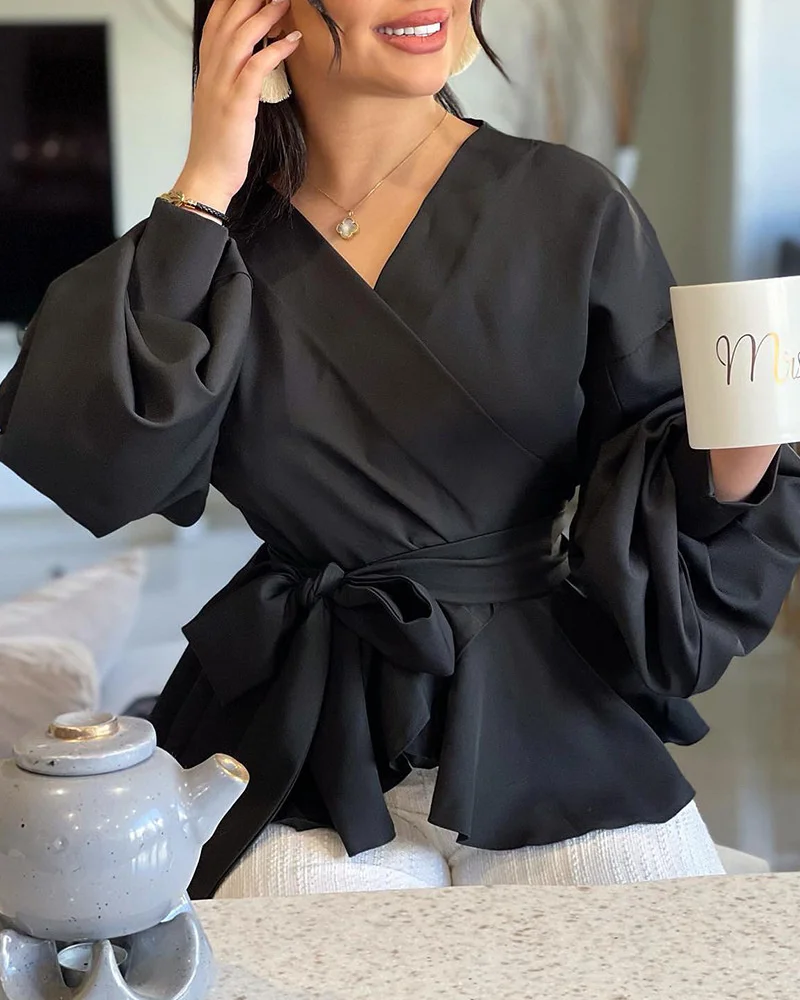 

Fashion Woan Blouses 2023 Suer Lantern Sleeve Ruched Casual Daily V-Neck Long Sleeve Plain Top Clothes