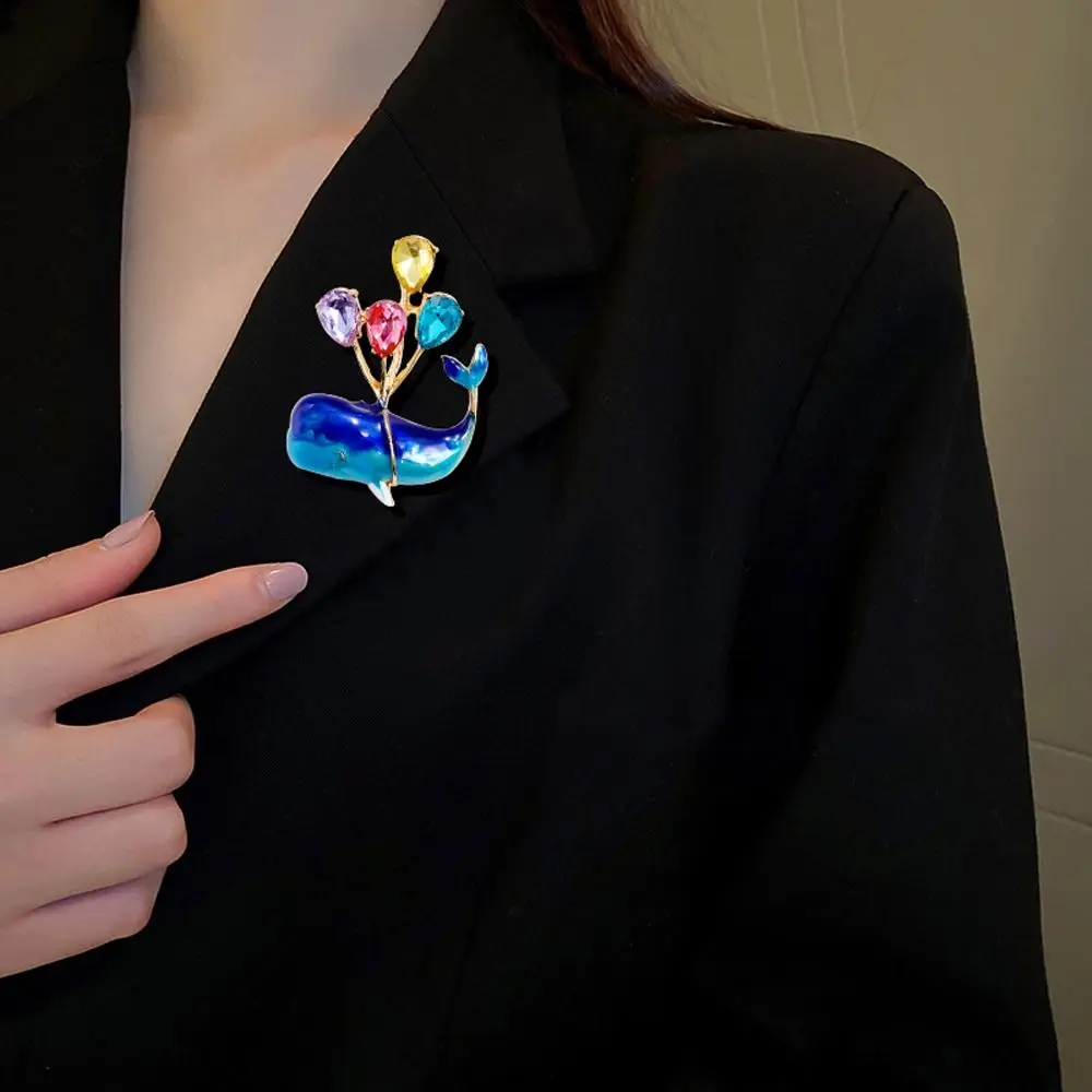

Korean Style Women Cartoon Balloon Blue Whale Brooch Cute Girl Cat Rhinestone Suit Lapel Pin Women Coat Corsage Fashion Jewelry