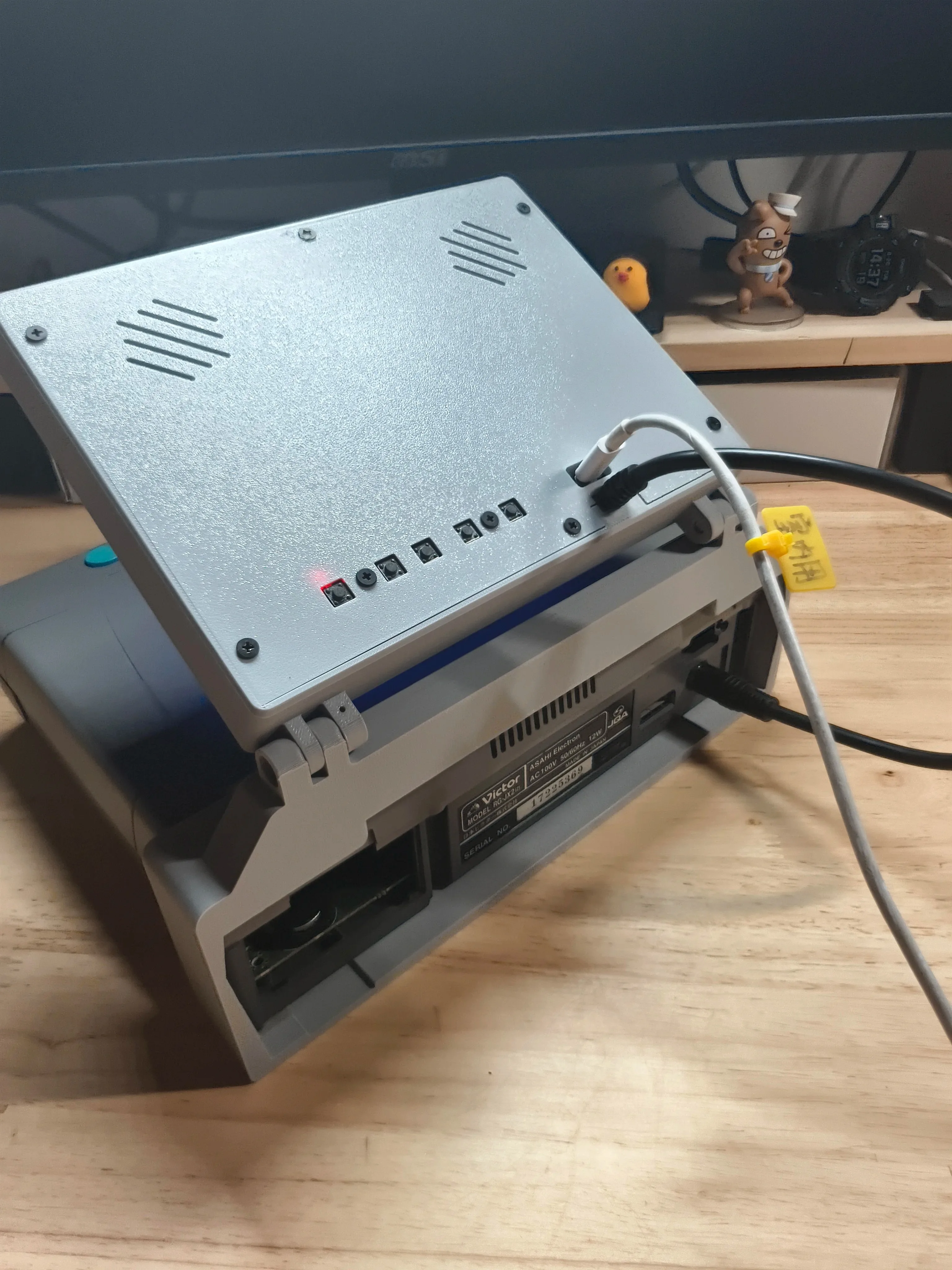 Фото 8-дюймовый портативный мини-монитор Saroo SS Saturn Retro Arcade Game Console со стереозвуком для консоли Saturn SS №4