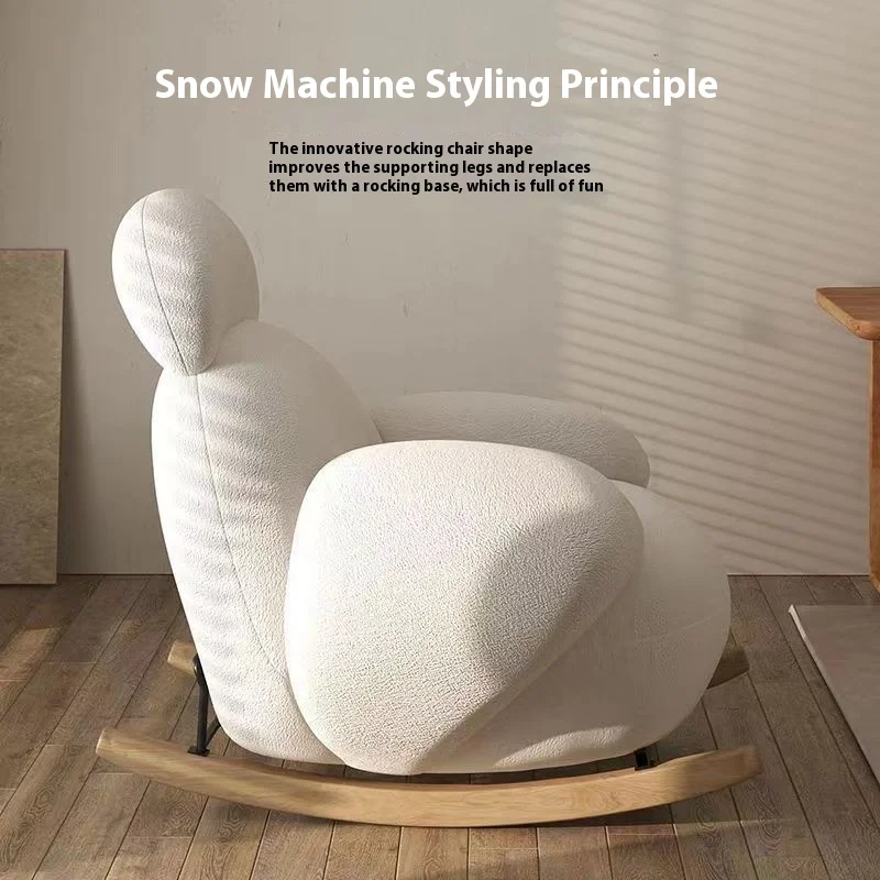 Мягкое кресло-качалка с тканевым сиденьем удобное из массива дерева для гостиной