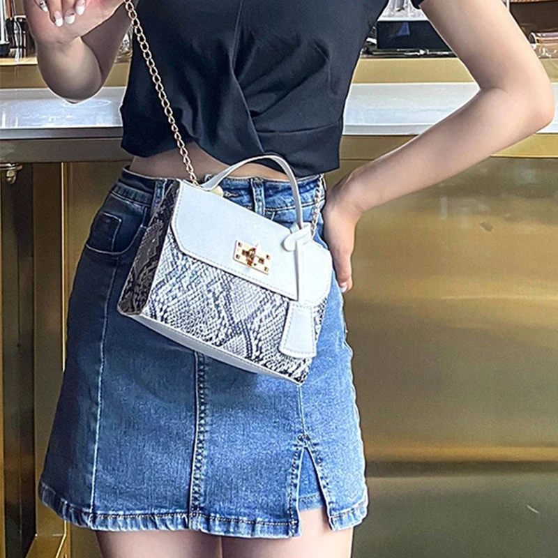 

2022 New Messenger Bag for Women Trend Luxury Handbags Camera Female PU Leather Snake Print Chain Ladies Crossbody Shoulder Bags