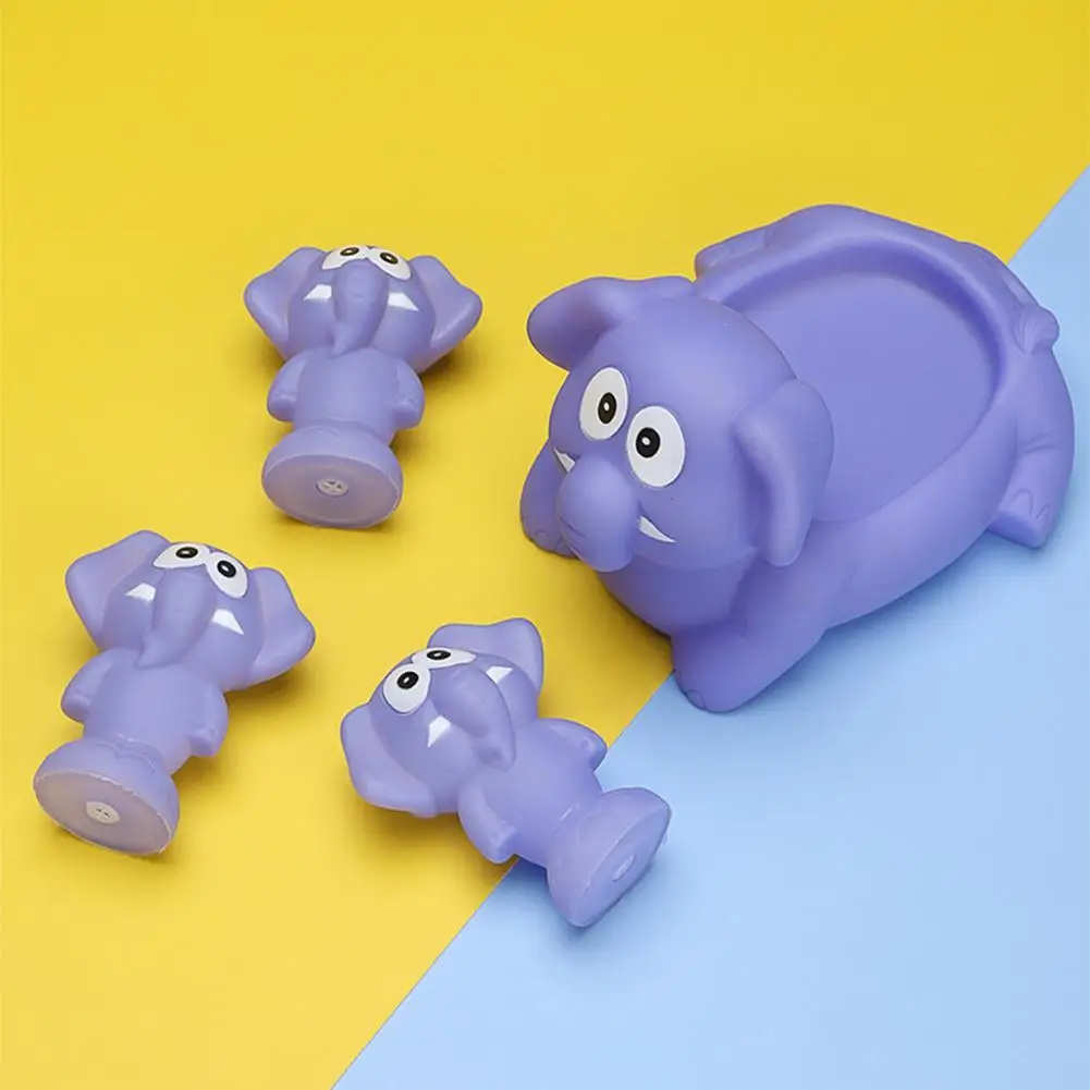 

4Pcs/Set Bathtub Toys Lovely Comfortable Grip Squeaky Sound Infant Entertainment Bath Toys Baby Shower Toys