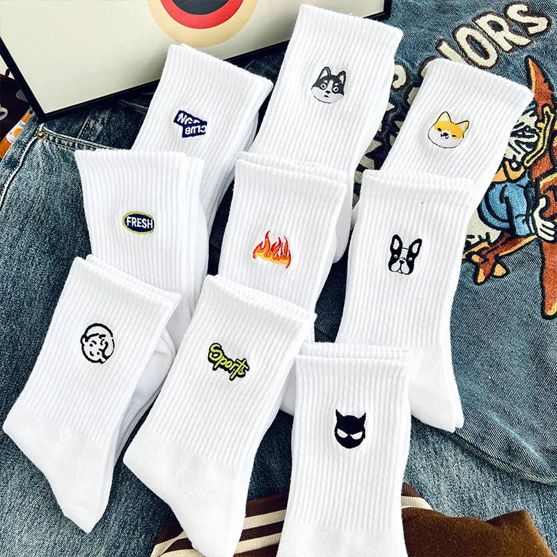 

New Unisex Breathable Cartoon White Cotton Socks Funny Hipster Retro Halloween Embroidery Hot Sale