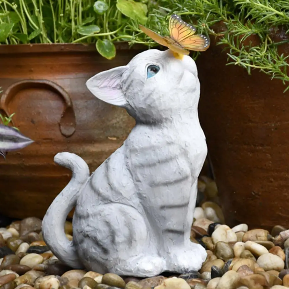 

Hand-crafted Cat Statue Weather Resistance Resin Adding Vitality Cat Sculpture with Solar Light Garden Supplies