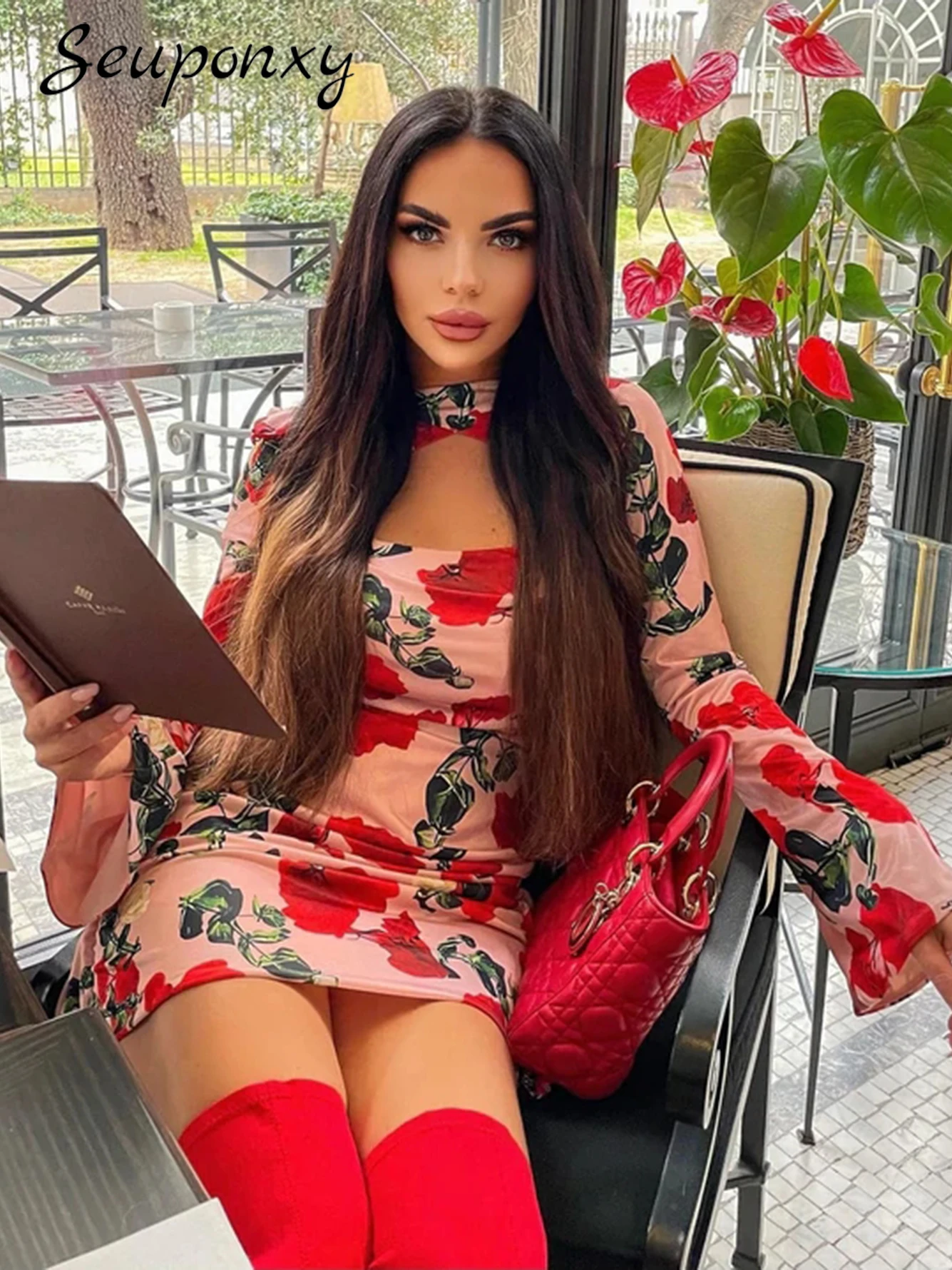 

Женское облегающее платье-водолазка, белое платье с цветочным принтом, Расклешенным рукавом, открытой спиной и драпировкой для клувечерние, 2022