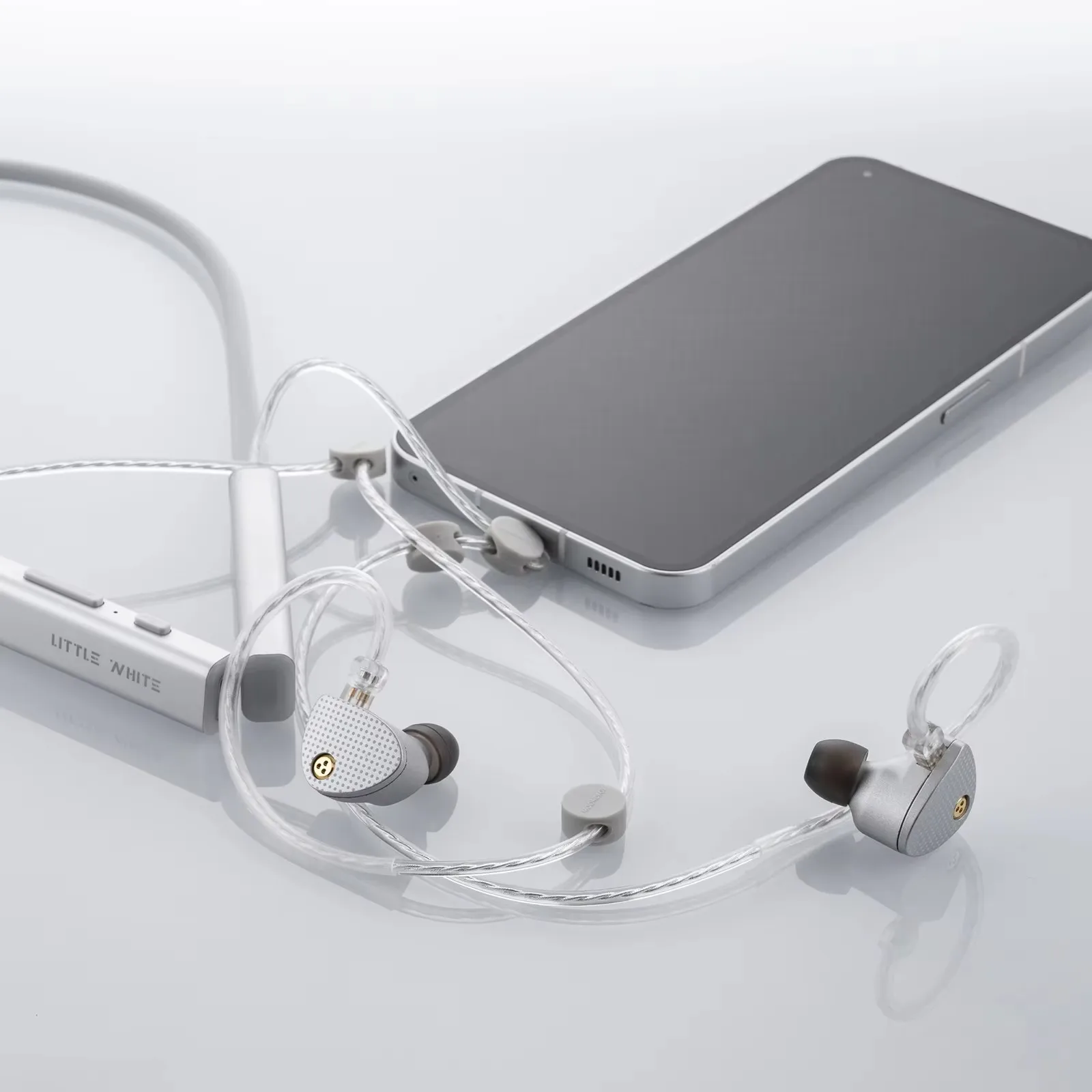 Фото Наушники ARIA 2: высокопроизводительные внутриканальные наушники (IEM) со съемным кабелем, разъемами 0.78 мм 2pin и 3.5 мм. №4