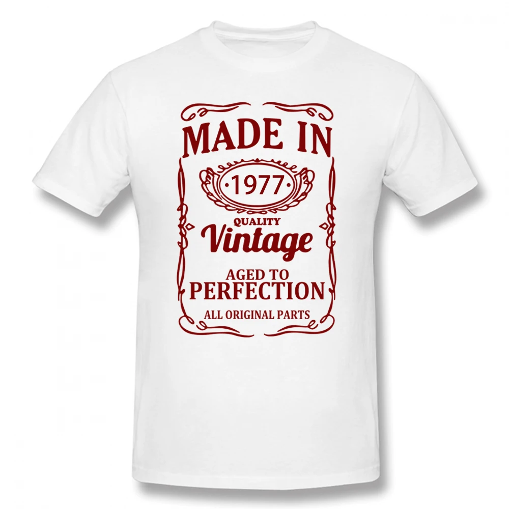 

Funny Made In 1977 Birthday Present Gift Idea T Shirt Graphic Cotton Streetwear Short Sleeve Legend Since 1977 T-shirt