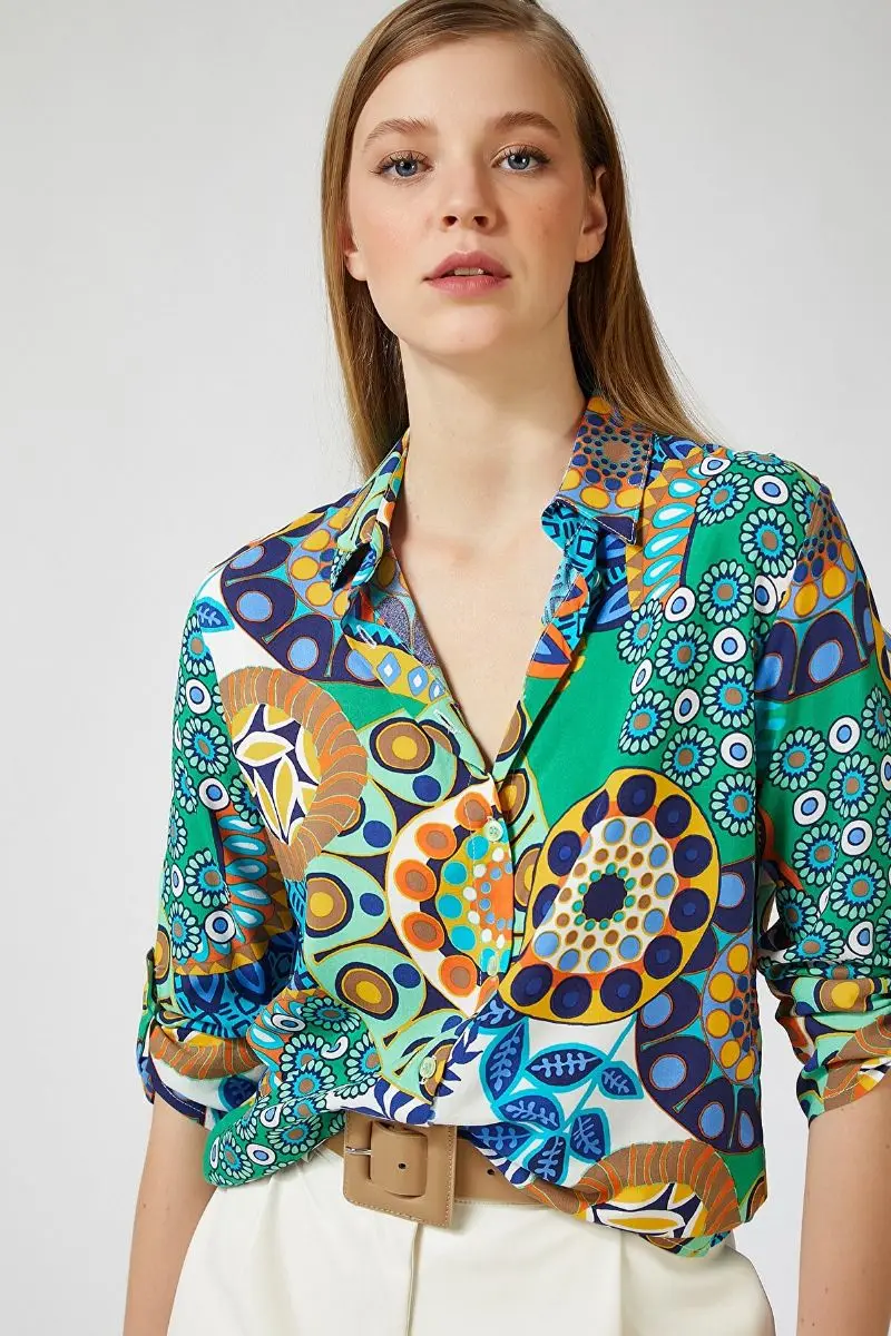 

Women's green patterned viscose shirt BH00318