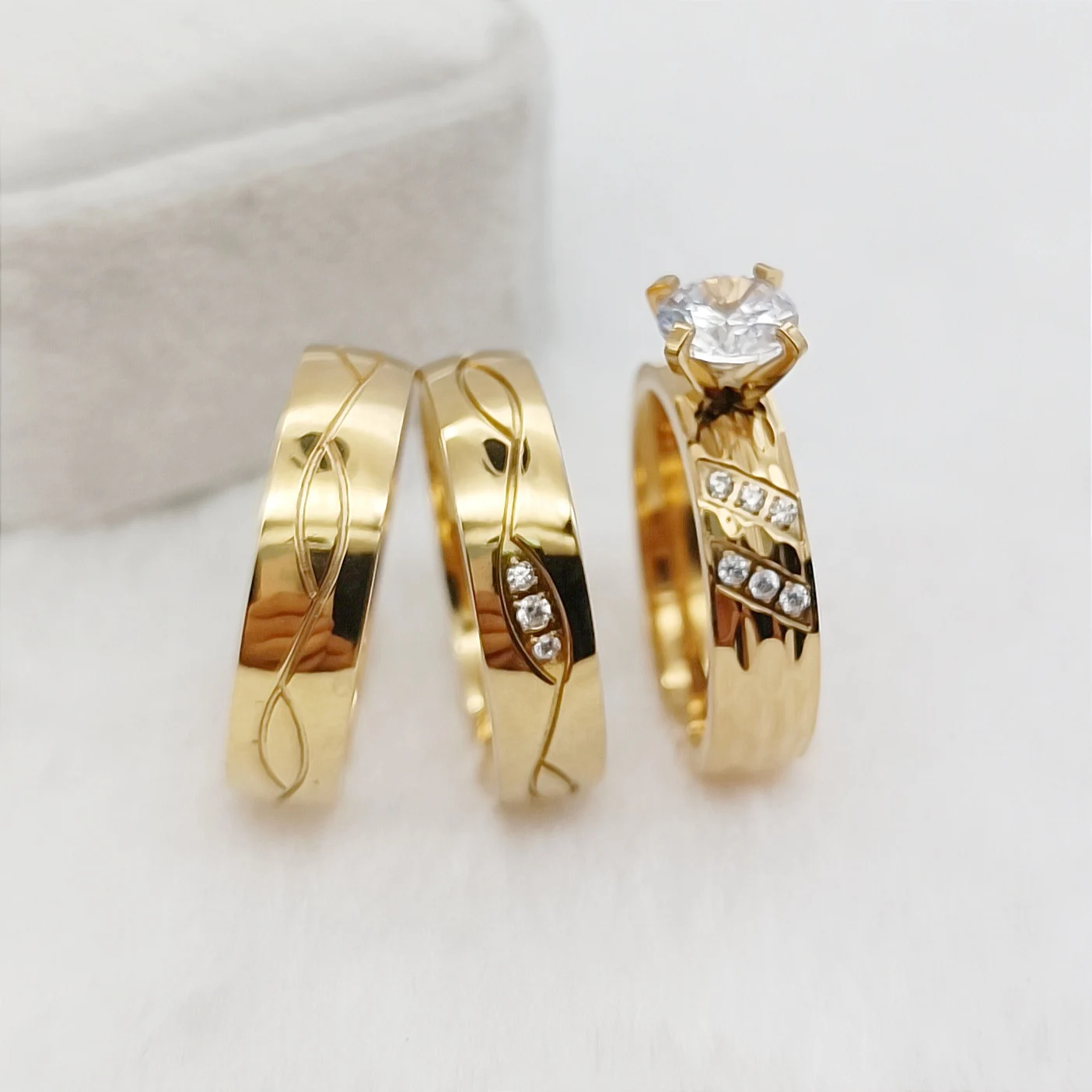 

3pcs Vintage Couples Wedding Engagement Rings Sets For Men and Women 18k Gold Plated Jewery Finger Ring
